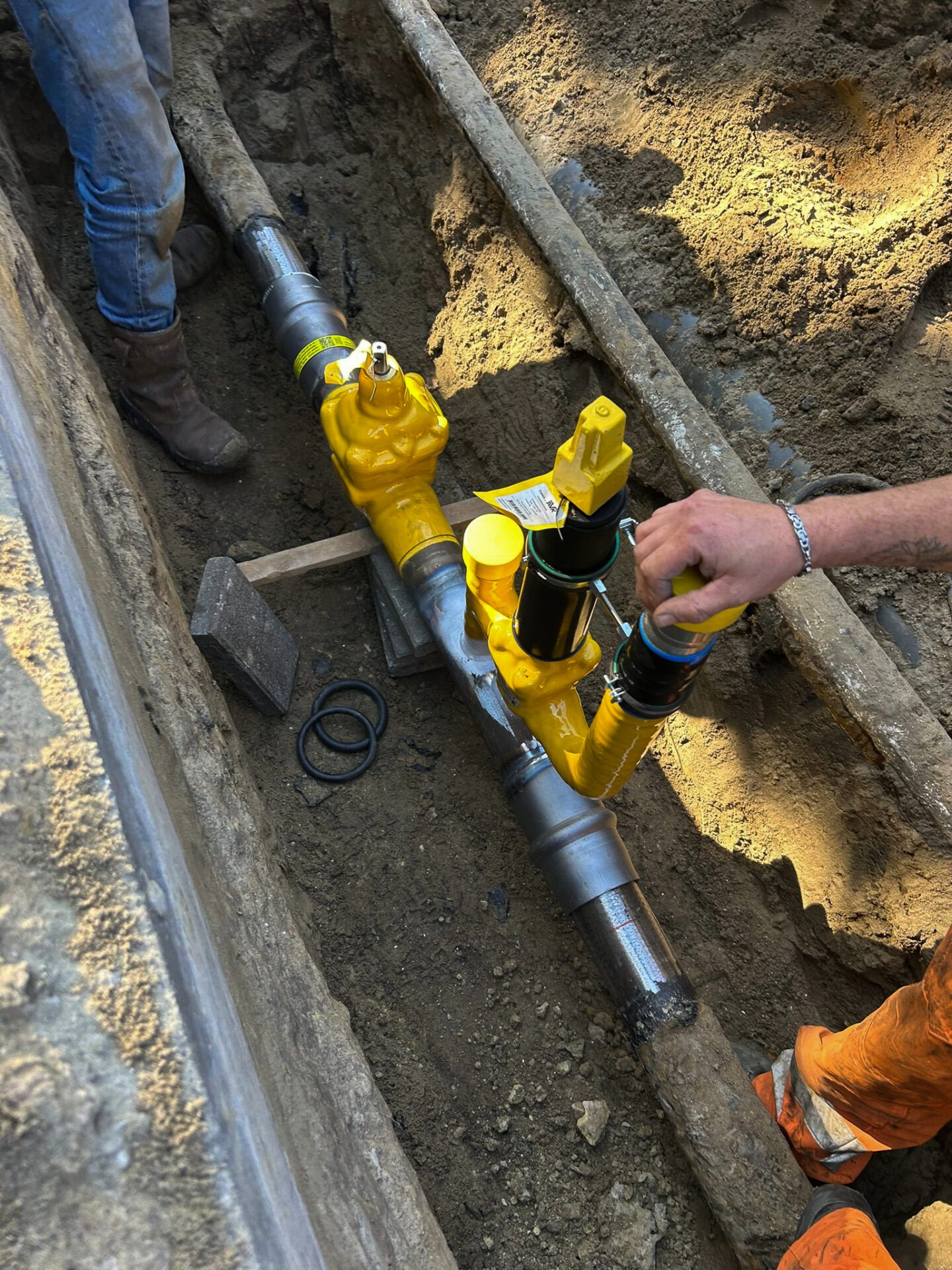 Hoge druk gasleiding in oud-gastel